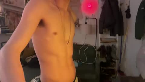 Snapshot of whitechocolate1000 chatting on February 4, 2:17 am Lalaman1000 online show from February 4, 2:17 am