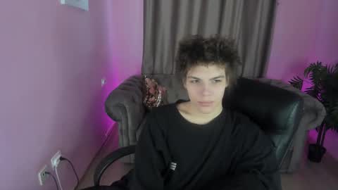 Geoffrey online show from February 20, 10:49 am