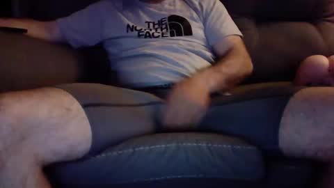 Snapshot of whitestellon chatting on May 15, 2:18 am Whitestallions Room online show from May 15, 2:18 am