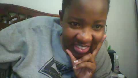 whitney_ly online show from May 27, 7:22 pm
