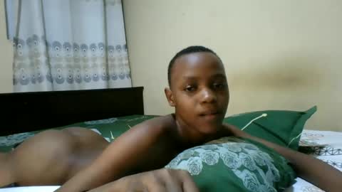 Snapshot of whitneyrose254 chatting on June 26, 2:27 am whitney online show from June 26, 2:27 am