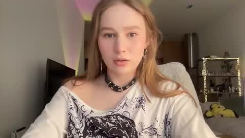 Alisa online show from February 4, 8:09 am