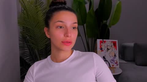 whoislulu online show from December 7, 5:42 pm