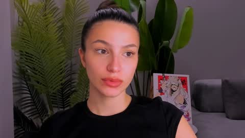 whoislulu online show from December 12, 12:05 am