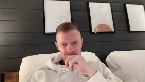 Snapshot of whoops1017 chatting on January 7, 2:41 pm whoops1017 online show from January 7, 2:41 pm