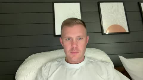 Snapshot of whoops1017 chatting on September 10, 4:40 pm whoops1017 online show from September 10, 4:40 pm