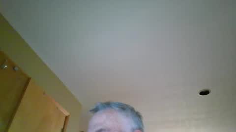 whyknotnow720952 online show from May 29, 12:47 pm
