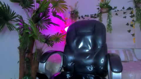 Snapshot of wickedboy_twink chatting on November 5, 3:01 pm JAISON online show from November 5, 3:01 pm