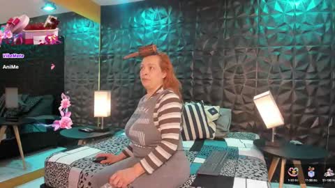 Snapshot of wife_mature chatting on December 30, 12:31 pm sussy online show from December 30, 12:31 pm