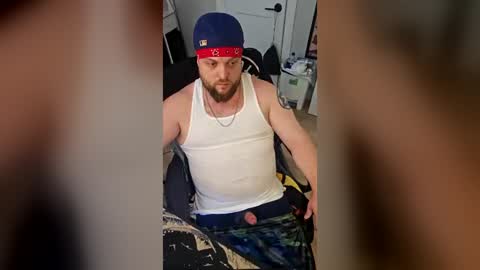 Snapshot of wifebeatershirtdude chatting on July 6, 5:59 pm WiggaInAWifebeater online show from July 6, 5:59 pm