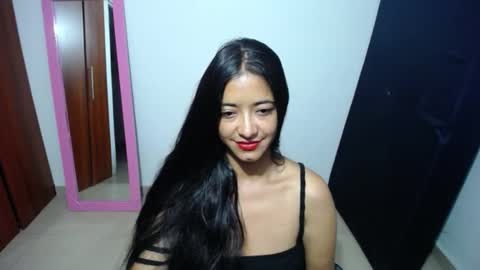 Ilauren online show from January 17, 11:06 am