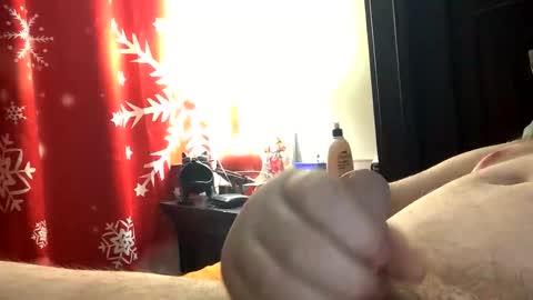 Snapshot of wigsplitah chatting on February 16, 1:07 pm wigsplitah online show from February 16, 1:07 pm