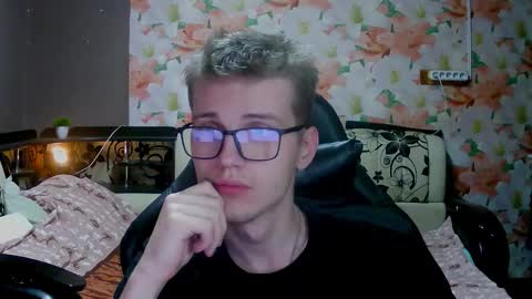 Snapshot of wiiinkyyy chatting on October 27, 3:49 pm wiiinkyyy online show from October 27, 3:49 pm