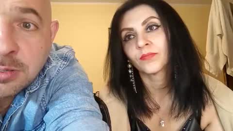 Snapshot of wikibitch chatting on November 8, 12:22 am WikiBitch online show from November 8, 12:22 am