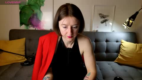 Snapshot of wild_peony chatting on May 2, 8:47 pm wild_peony online show from May 2, 8:47 pm
