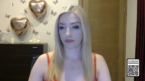 Snapshot of wild_silk_desire chatting on April 29, 5:30 pm Alina online show from April 29, 5:30 pm