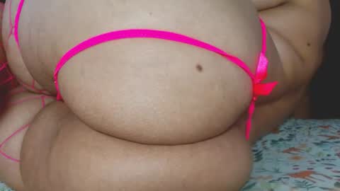 Snapshot of wildasslove4u chatting on July 3, 1:01 am Wild online show from July 3, 1:01 am