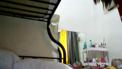 Snapshot of wildbrownchick69 chatting on March 26, 5:57 am WildChick online show from March 26, 5:57 am