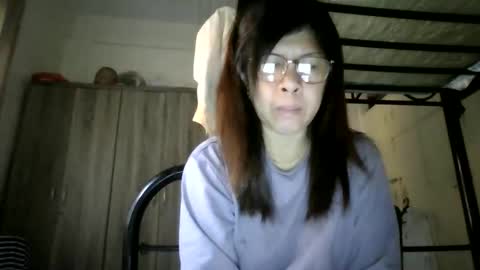 Snapshot of wildbrownchick69 chatting on May 16, 10:41 pm WildChick online show from May 16, 10:41 pm