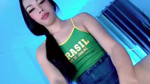 Snapshot of wildflower144 chatting on April 20, 3:37 pm CHALLE online show from April 20, 3:37 pm