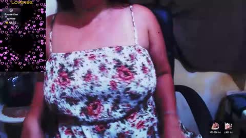 wildhotasianx online show from November 24, 10:53 pm