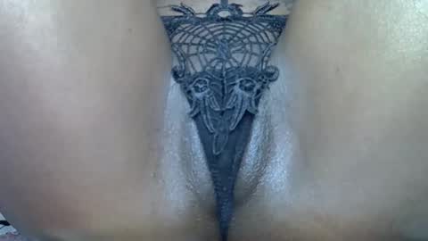 Snapshot of wildkitten650422 chatting on February 21, 9:16 pm wildkitten online show from February 21, 9:16 pm