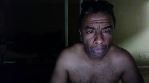 wildnight007 online show from December 15, 5:02 am