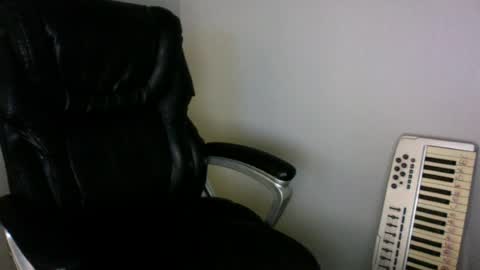 Snapshot of wildnight007 chatting on July 8, 5:12 am wildnight007 online show from July 8, 5:12 am