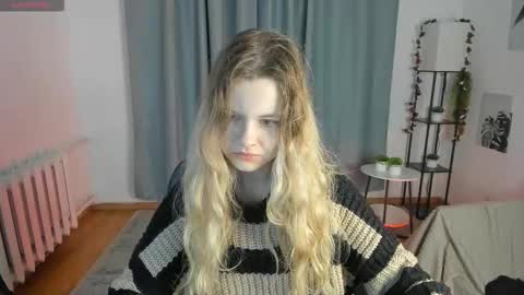 Mila 3 online show from November 15, 5:05 am