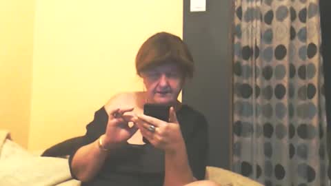 WildRedCat online show from February 5, 4:11 pm