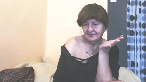 WildRedCat online show from March 14, 11:37 am