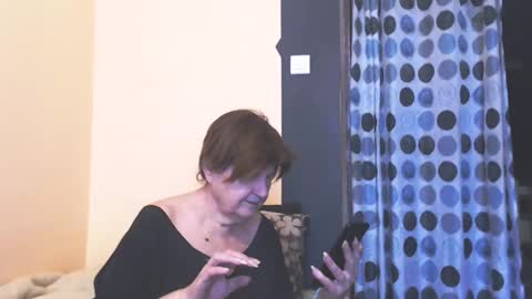 Snapshot of wildredcat chatting on April 22, 10:50 am WildRedCat online show from April 22, 10:50 am