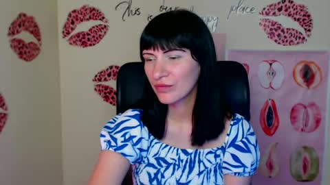 Rosalinda online show from May 21, 6:37 pm