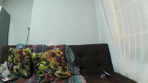 Snapshot of wildstrawberry30 chatting on January 22, 5:59 am Wild Strawberry online show from January 22, 5:59 am