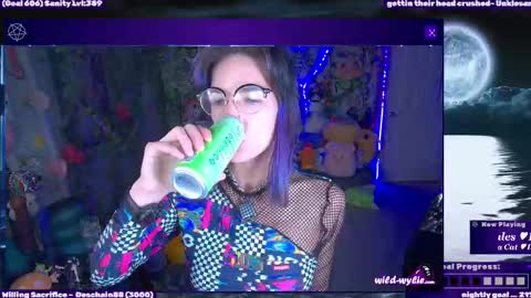 Snapshot of wildwylie chatting on September 12, 2:22 am Wylie Wanderlust online show from September 12, 2:22 am