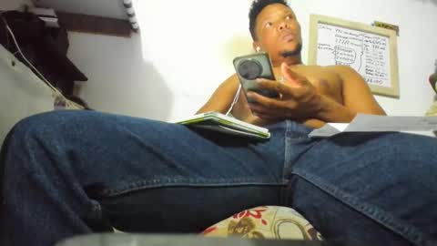 Snapshot of wilfer484725 chatting on May 11, 5:32 pm wilfer online show from May 11, 5:32 pm
