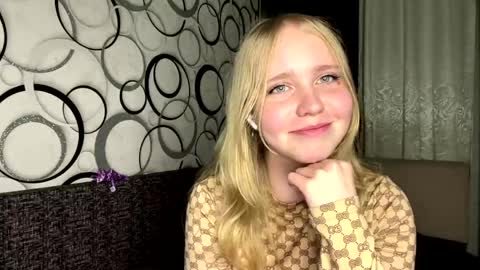 Snapshot of wilhelminafraker chatting on May 29, 8:45 am Anny online show from May 29, 8:45 am