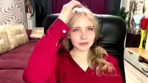Snapshot of wilhelminafraker chatting on July 10, 9:56 am Anny online show from July 10, 9:56 am