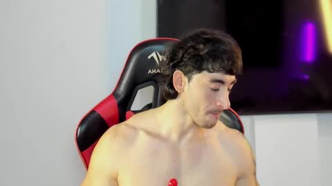 Snapshot of will_ferrari300 chatting on February 24, 5:16 am will_ferrari300 online show from February 24, 5:16 am