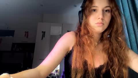 Snapshot of willeneroediger chatting on February 8, 11:02 am Alice online show from February 8, 11:02 am