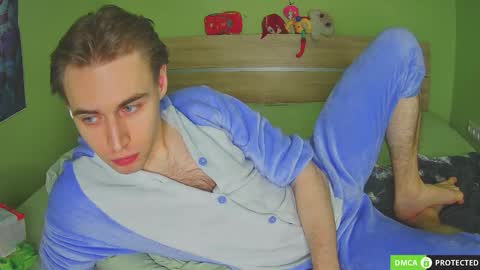 Snapshot of williamdyson chatting on February 26, 3:49 am William online show from February 26, 3:49 am