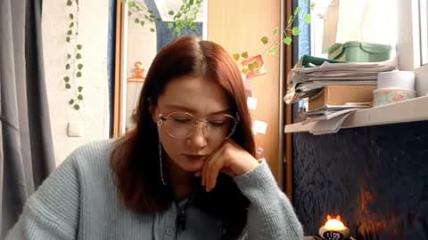 Phoebe online show from March 4, 8:09 am