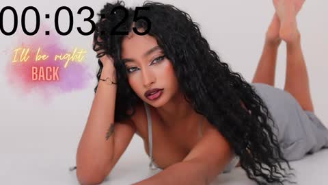 Snapshot of willow_hendrix chatting on December 26, 6:12 pm Ms Willow online show from December 26, 6:12 pm