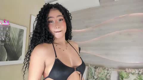 Snapshot of willow_hendrix chatting on September 20, 5:58 pm Ms Willow online show from September 20, 5:58 pm