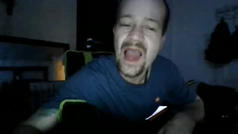 willydogg83 online show from March 24, 3:44 am