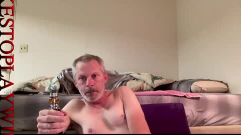 Snapshot of willylikestoplay74 chatting on May 17, 1:14 am Twisted Will online show from May 17, 1:14 am