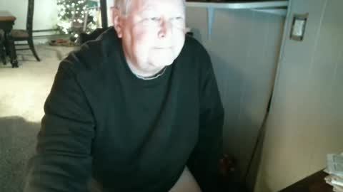 Snapshot of willyloman02 chatting on April 12, 3:06 pm Willy Loman online show from April 12, 3:06 pm