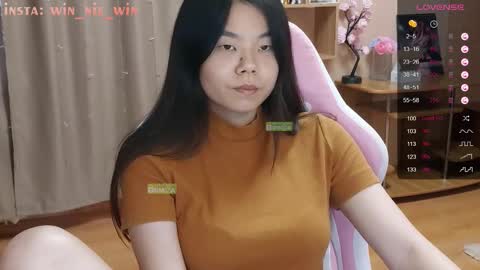 Snapshot of win_nie chatting on September 15, 3:28 am Winnie online show from September 15, 3:28 am