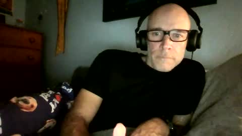 wingnutt765733498294 online show from May 25, 5:46 am