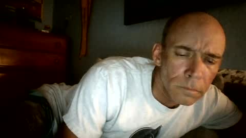 wingnutt765733498294 online show from July 23, 6:00 am